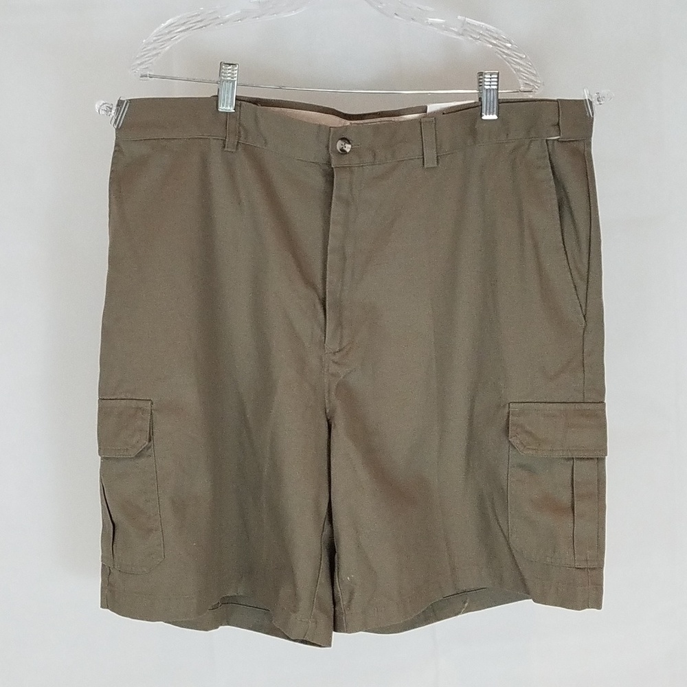 💖WINDHAM POINTE 💖Carg Shorts, SZ 40, NWT!  $34